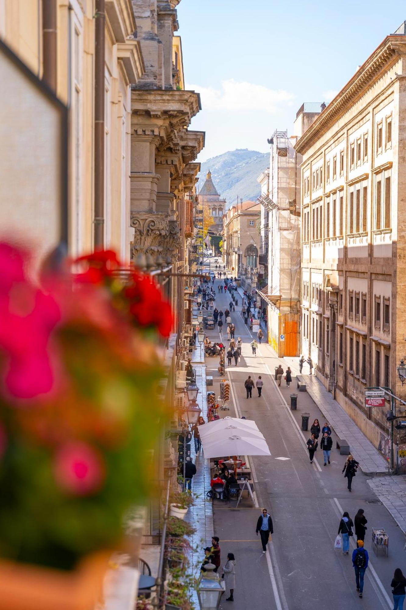 Natoli Apartments Palermo Bagian luar foto